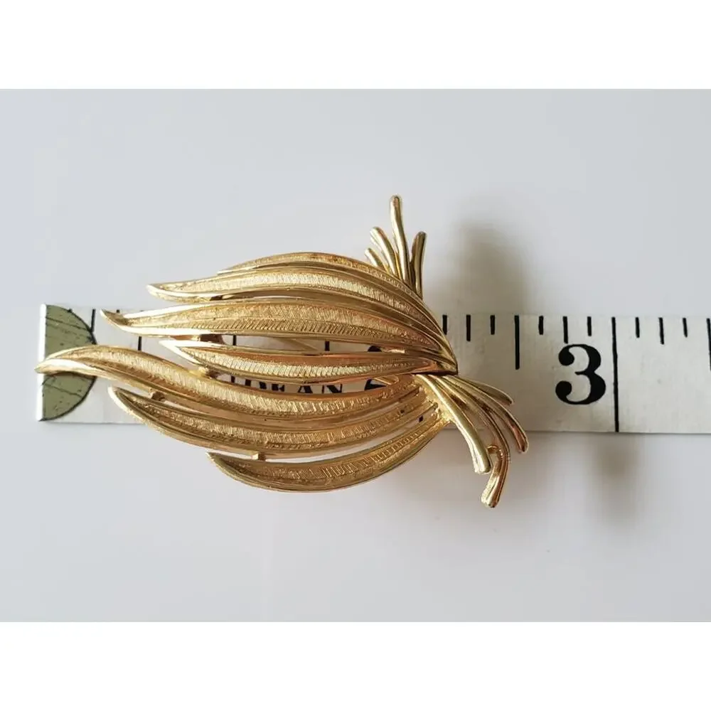 Vintage Mid-Century Crown Trifari Abstract Brooch Pin